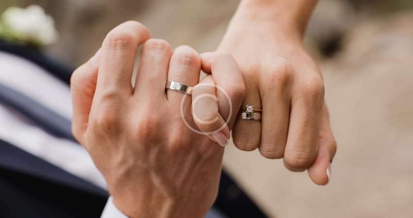 Most couples choose similar wedding rings